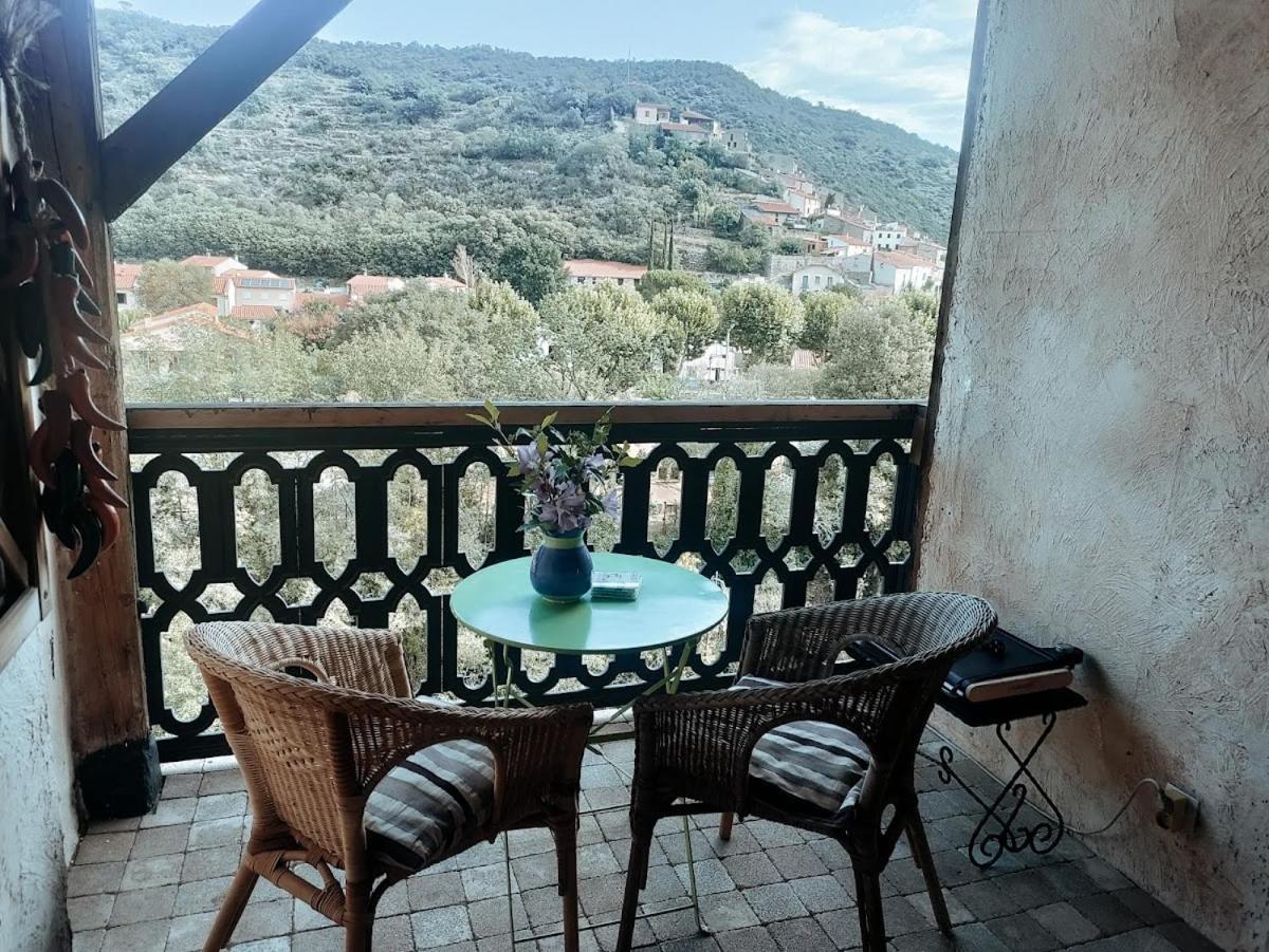 Appartements Ria Sirach Exterior photo