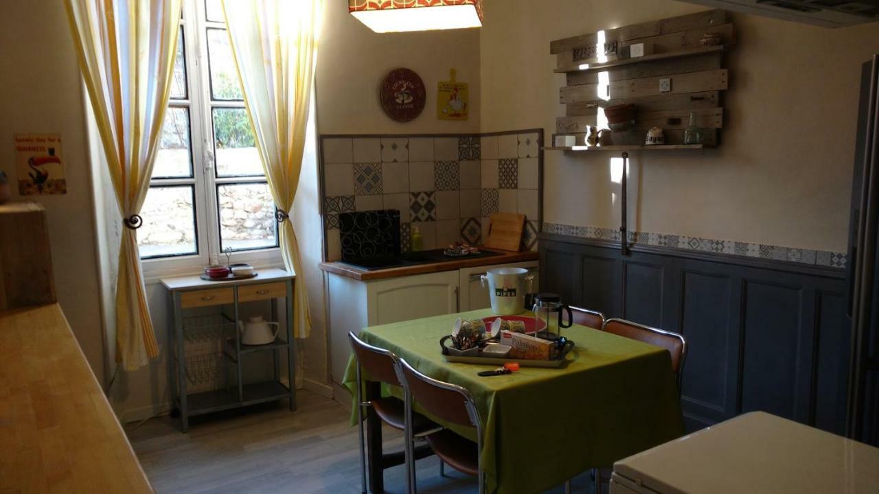 Appartements Ria Sirach Exterior photo
