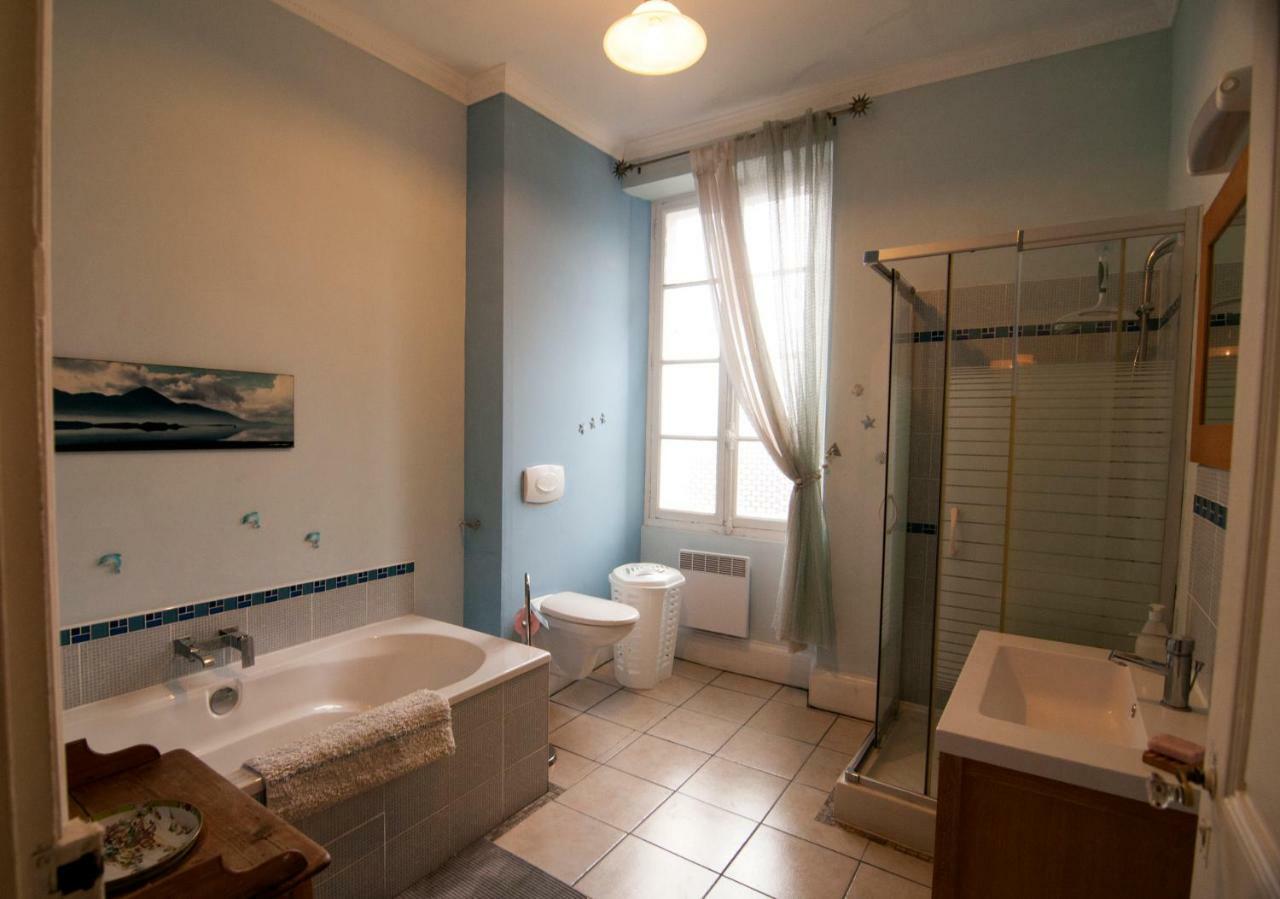 Appartements Ria Sirach Exterior photo